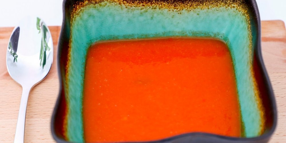 Polievka z pečených paprík