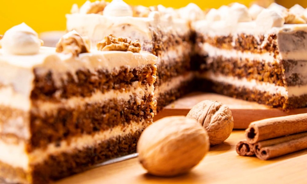 Mrkvovo-orechová torta zo špaldovej múky