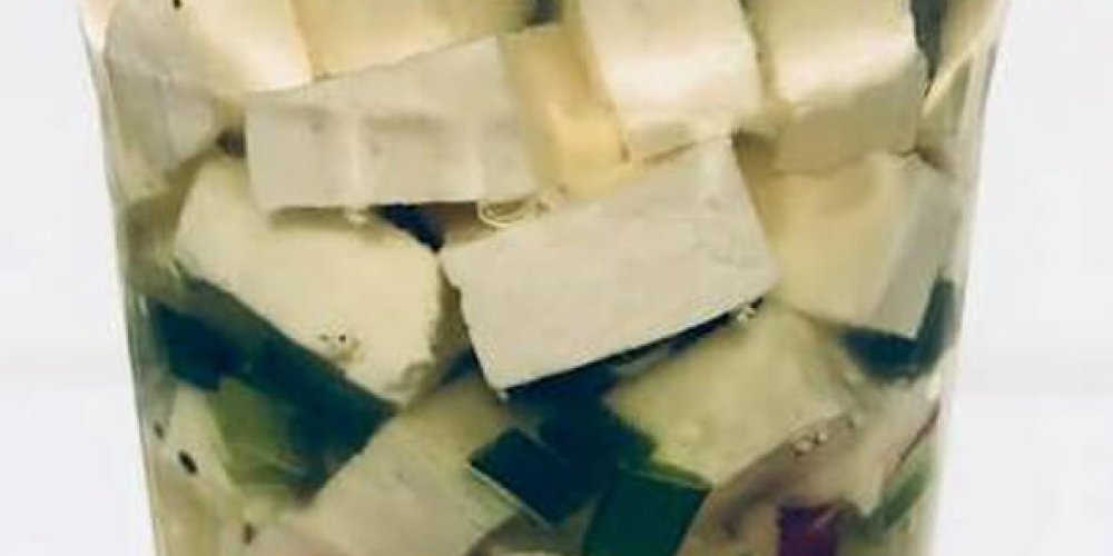 Nakladaný ovčí syr