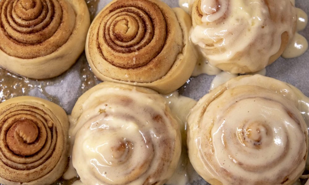 Škoricové osie hniezda – cinnabons