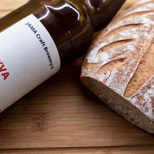 Kváskový chlieb z mrkvového piva