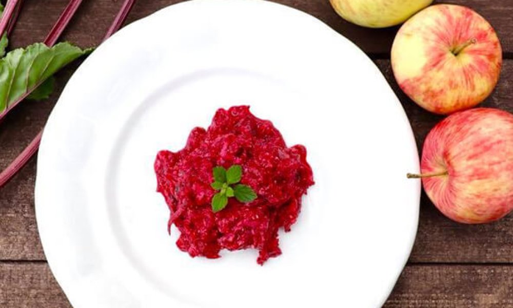 Cviklovo-jablkový šalát