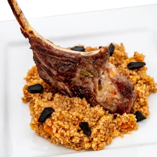 Mangalicové kotlety s bulgurom