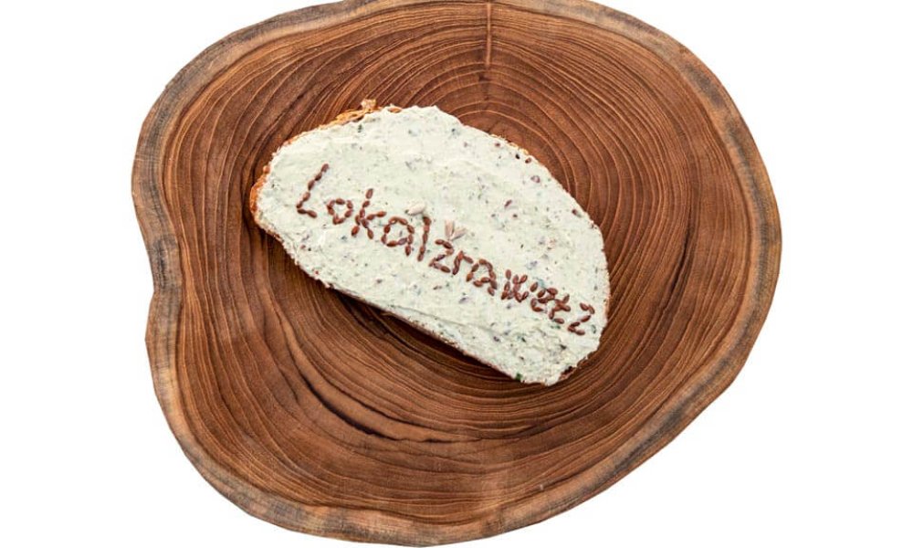 Tvarohovo-bazalková nátierka s orechami