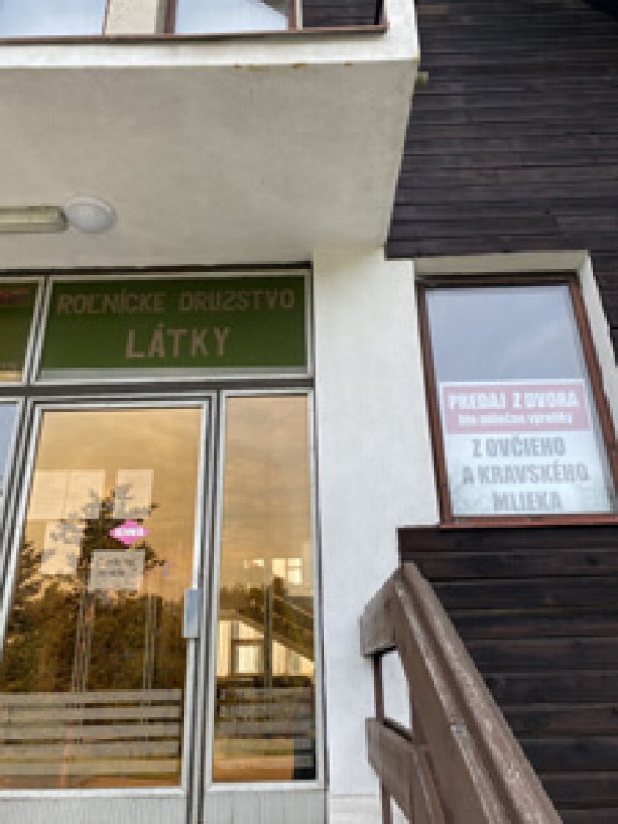 Roľnícke družstvo Látky